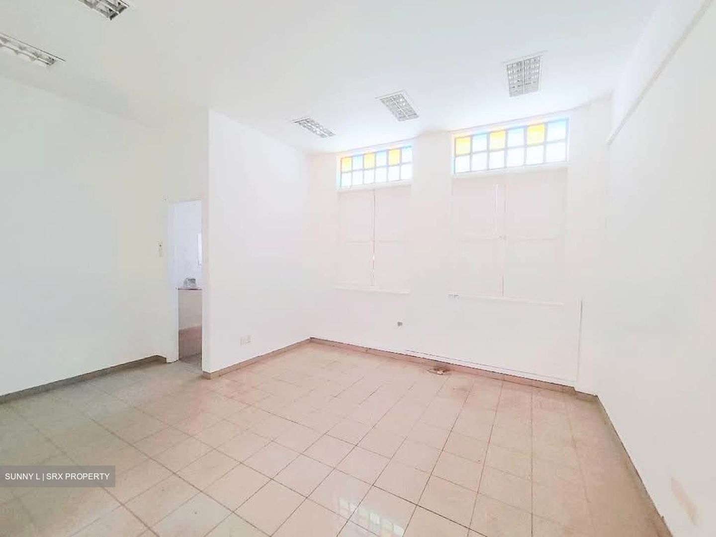 Sam Leong Road (D8), Shop House #573662861